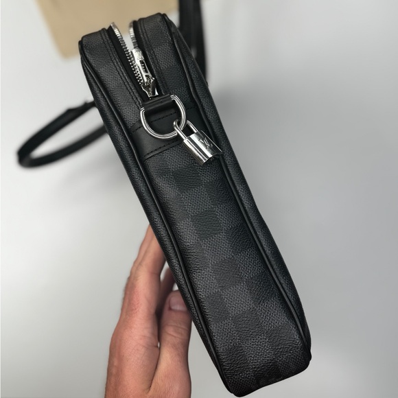 Louis Vuitton Voyage PM Damier : Business: Documents : Laptop Bag - Picture 17 of 17
